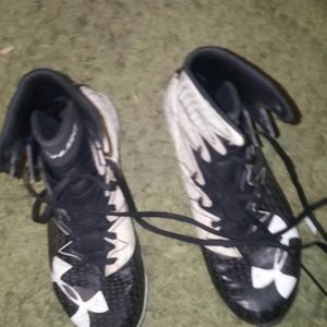 Football cleats